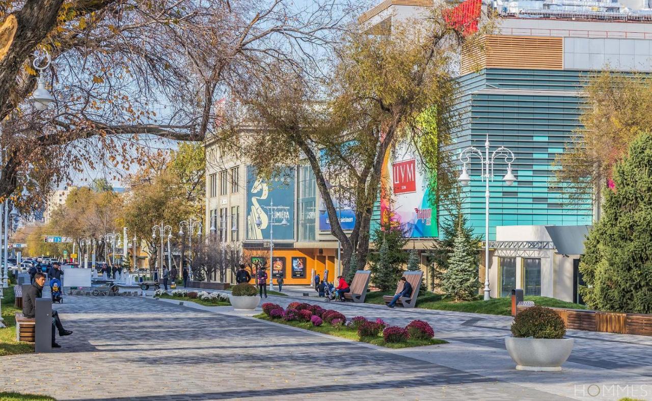 Уютная 2 Ком-Я Квартира В Центре Города, Район "Арбата" Apartment อัลมาตี ภายนอก รูปภาพ