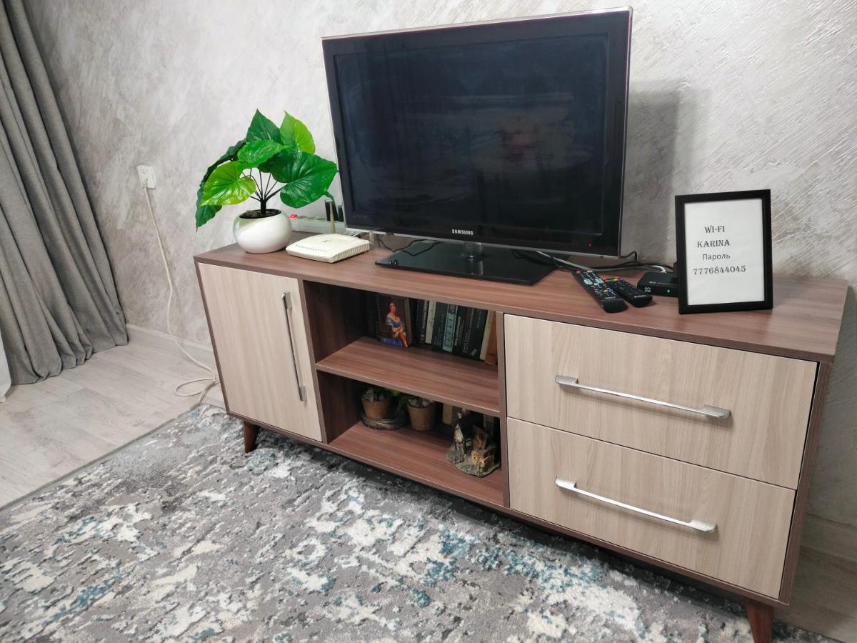 Уютная 2 Ком-Я Квартира В Центре Города, Район "Арбата" Apartment อัลมาตี ภายนอก รูปภาพ